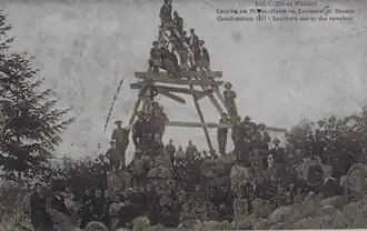 Montage de la structure de la Grotte 1911.