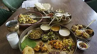 Un thali gujarati.