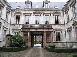 Cour de l'Hôtel des Barres.