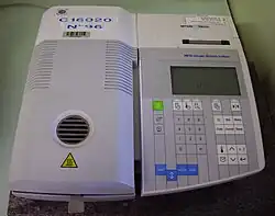 Un dessiccateur aussi appelé thermobalance