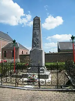 Le monument aux Morts.