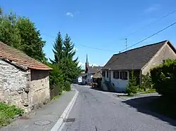 Le haut du village.