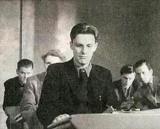 Description de cette image, également commentée ci-après