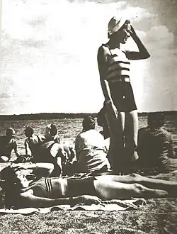 Un des premiers deux-piècesHelsinki, 1929.