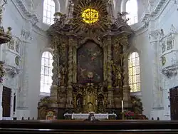 Le maître-autel de l'église de Wenceslaus Jorhan avec l'Assomption de JB Zimmermann.