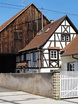 Ferme avec séchoir (XVIIe),42 rue de la République