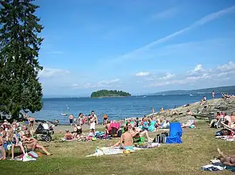 Île de Ramtonholmen en arrière plan