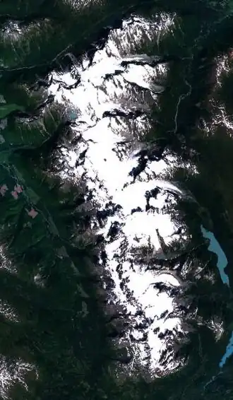 Vue satellite du chaînon Howson.