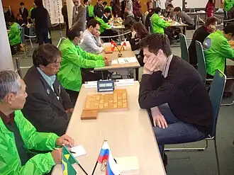 Description de cette image, également commentée ci-après