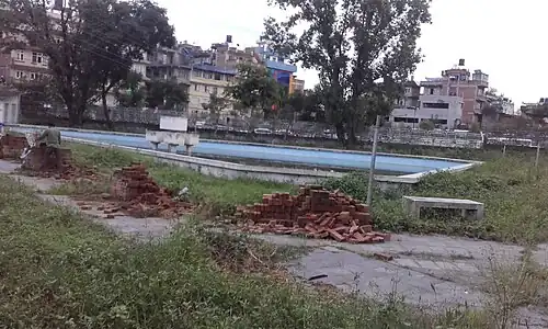 Le Paleswan Pukhu à Patan, qui a vu sa taille se réduire.