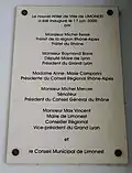 plaque d'inauguration de la nouvelle mairie