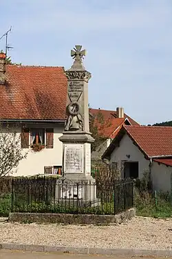 Monument aux mort.