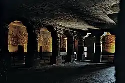 Ajanta, vihara 1. Les cellules.