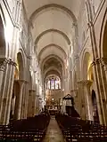 Intérieur de la basilique Notre-Dame de Beaune, 2018.
