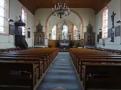 Vue de l'intérieur de l'église.