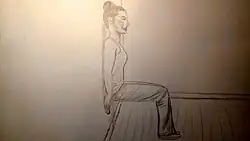 Dessin d'une femme en position assisse, dos à un mur, sansla préence d'une chaise.