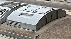 Systeme d'introduction d'air frais placé autour du climatiseur