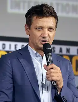 Jeremy Renner.