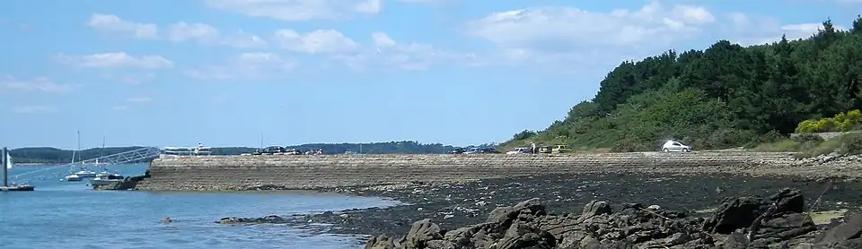 La jetée du port de la pointe du Blair (été 2012).
