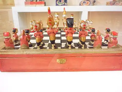 Jeu d'échecs (don de 1905), musée de Grenoble.