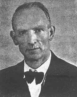 Photographie en noir et blanc de Johann Schmidt en 1951.