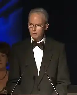 Description de l'image Jon McGregor, June 2012.jpg.