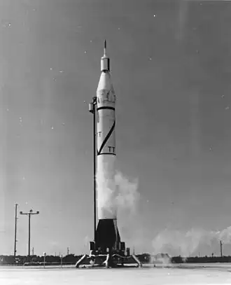 Le lanceur Juno I #44 du satellite Explorer 4 en 1958.