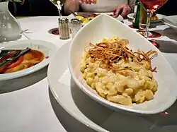 Käsespätzle.