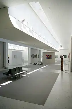 Le musée d'art d'Aalborg, conçu par les époux Aalto et Jean-Jacques Baruel&nbsp;(sv)