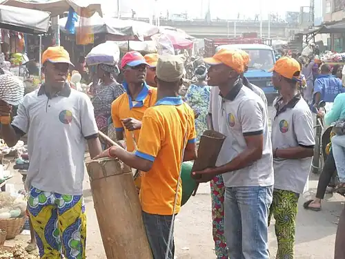 Musiciens accompagnant le Kaléta au Bénin.