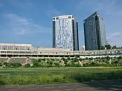 Le stade Karasinsky.