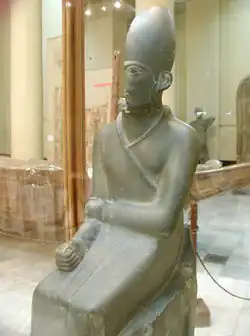 Statuette en grauwacke de Khâsekhem - Musée égyptien du Caire