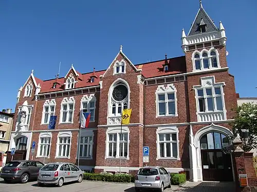 Kravaře : hôtel de ville.