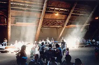 La Longue Maison à Penelakut.