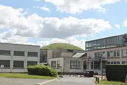 Les bâtiments du Laboratoire de l'accélérateur linéaire (LAL) de l'université Paris-Saclay.