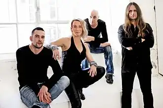 Description de cette image, également commentée ci-après