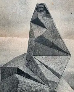 La "Vierge pyramidale", marbre de Carrare,sculpture de Juan Luis Cousiño, 1951, parc Ducontenia, Saint-Jean-de-Luz.