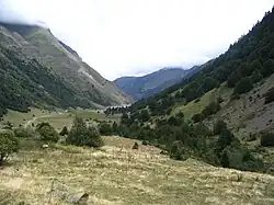 Vue du lac d'Estaing depuis l'amont