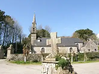 L'église Saint-Pierre-aux-Liens de Lamber.