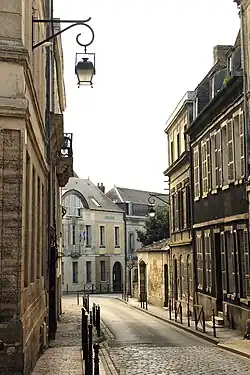 Photo en couleur d'une rue