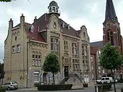 La maison communale.