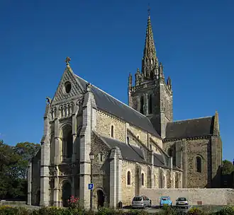 Image illustrative de l’article Basilique Notre-Dame d'Avesnières