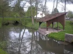 Le lavoir de Lessier, à Ronquerolles.