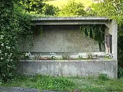 Vue générale d’un lavoir.