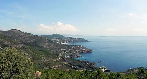 Le Trayas à Saint-Raphaël, au sud-est.