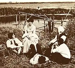 Description de cette image, également commentée ci-après