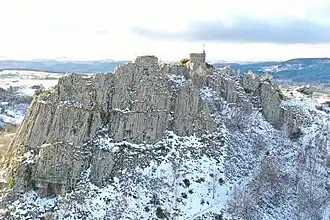 Vue du suc de Chapteuil sous la neige.