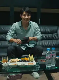 Description de l'image Lee Hae-Young The Glory.png.