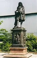 Statue de Leibniz à Leipzig par Ernst Hähnel.