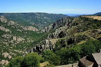 Le canyon L'antre du diable vu de La Garde-Guérin.